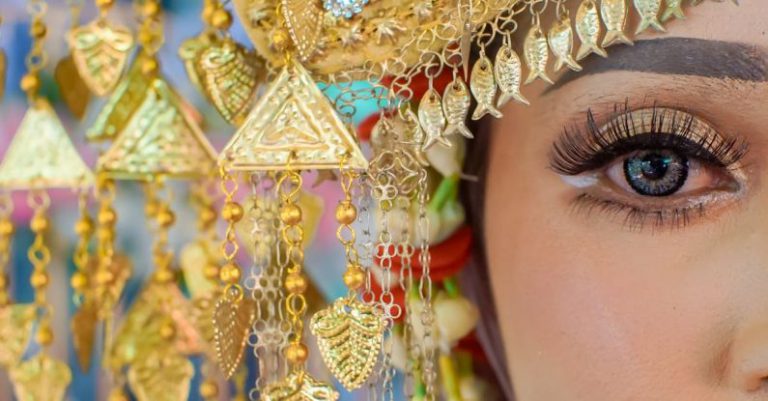 Snail Crown - Woman Wearing Traditional Jewelry